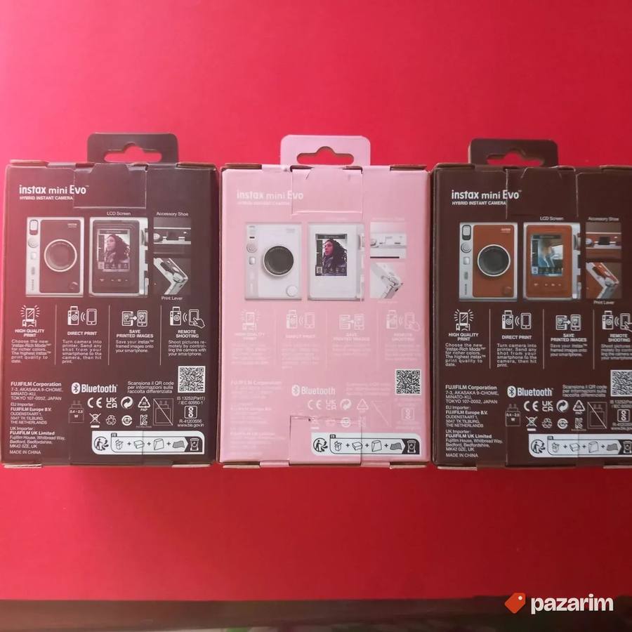 Fujifilm instax mini Evo hibrid instant camera 2