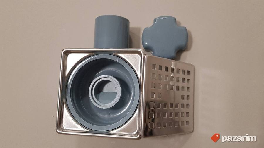 Inox slivnici 10x10cm fi 32 7
