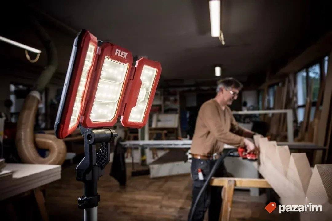 Flex akumulatorski LED građevinski reflektor sa stalkom TL 4 1