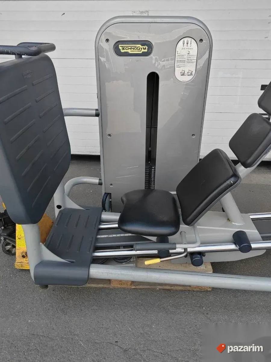 Leg Press Technogym - dobro stanje 2
