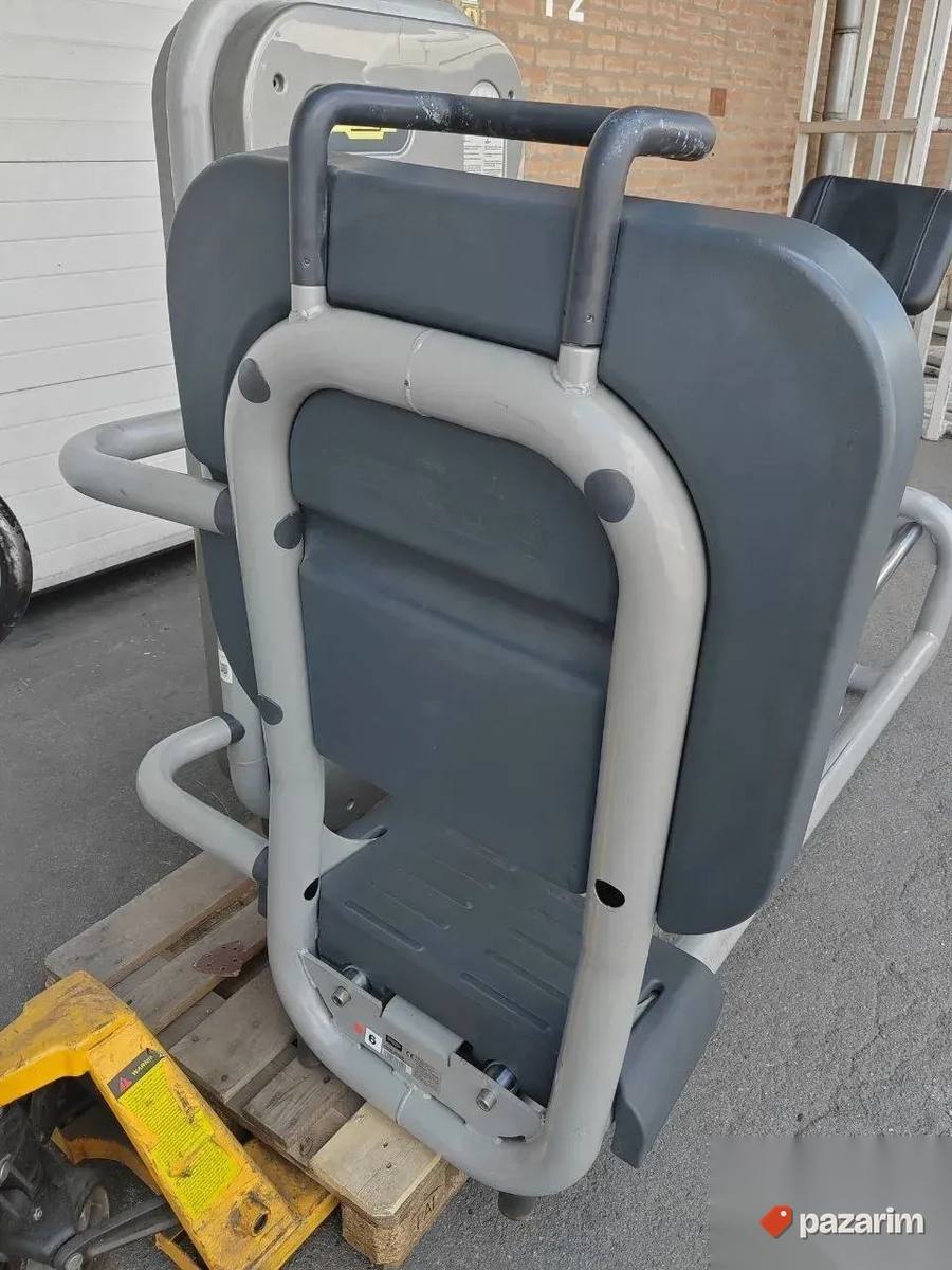 Leg Press Technogym - dobro stanje 6
