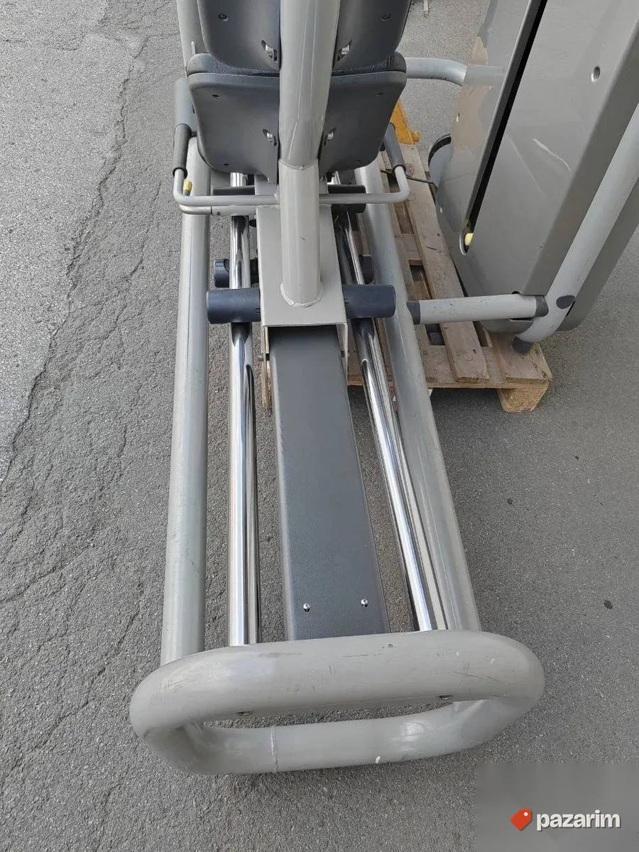 Leg Press Technogym - dobro stanje 7