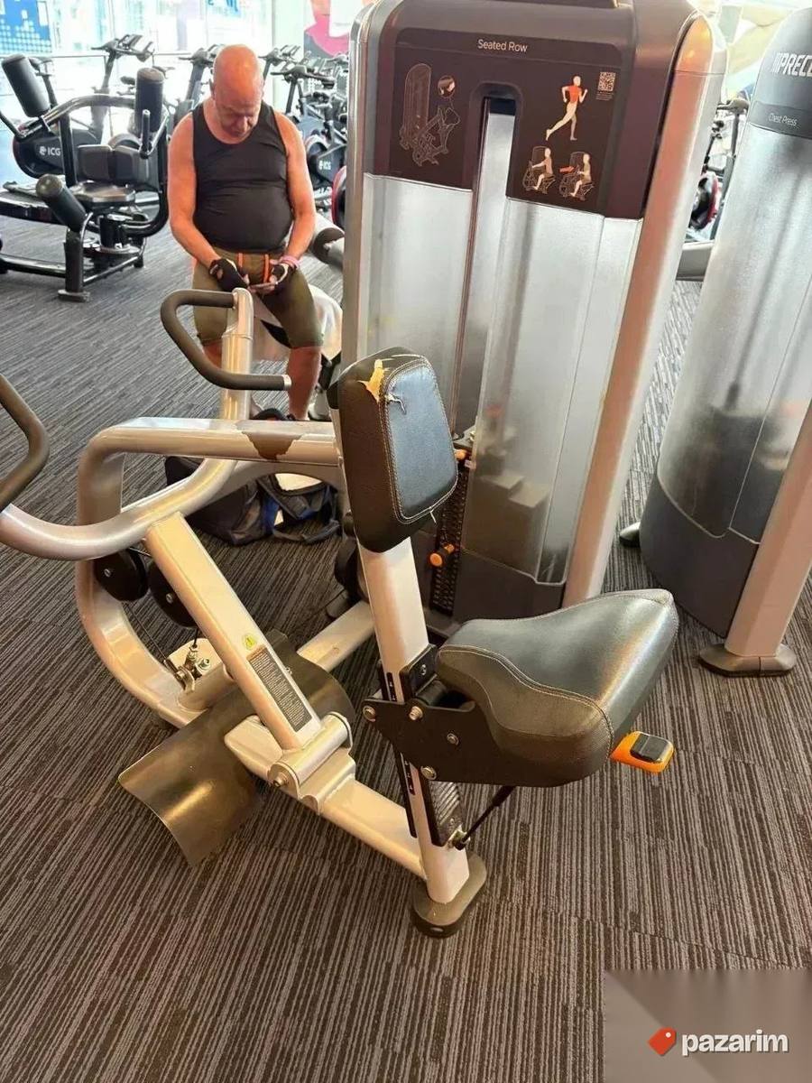 Prodajem Kompletu Precor teretanu 4