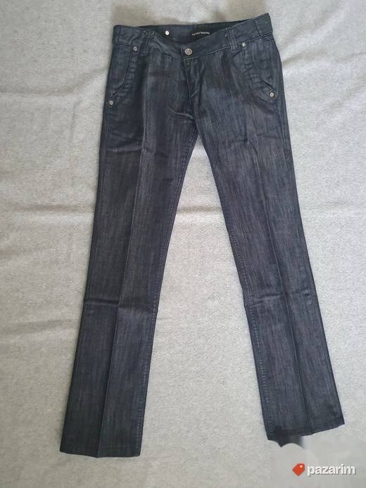 E. Armani vel.27 (S) kao Nove, Tirkizne , Cavalli