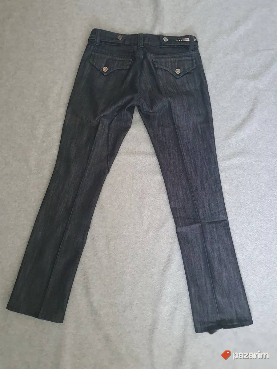 E. Armani vel.27 (S) kao Nove, Tirkizne , Cavalli 3