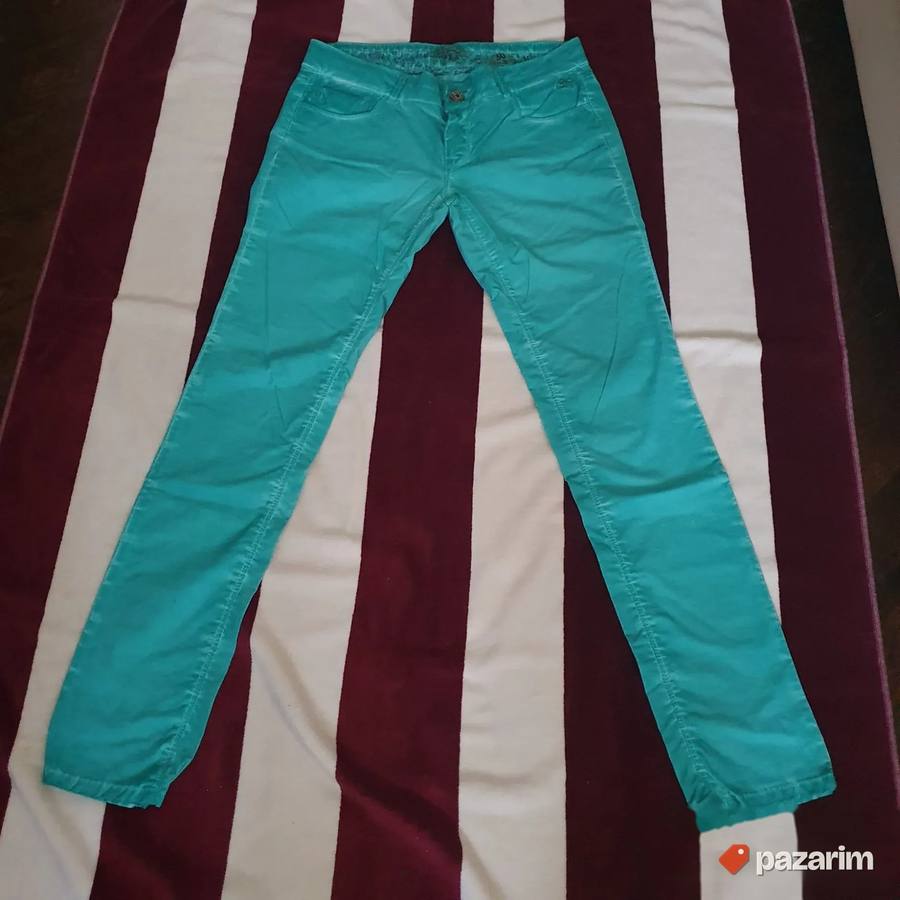 E. Armani vel.27 (S) kao Nove, Tirkizne , Cavalli 7