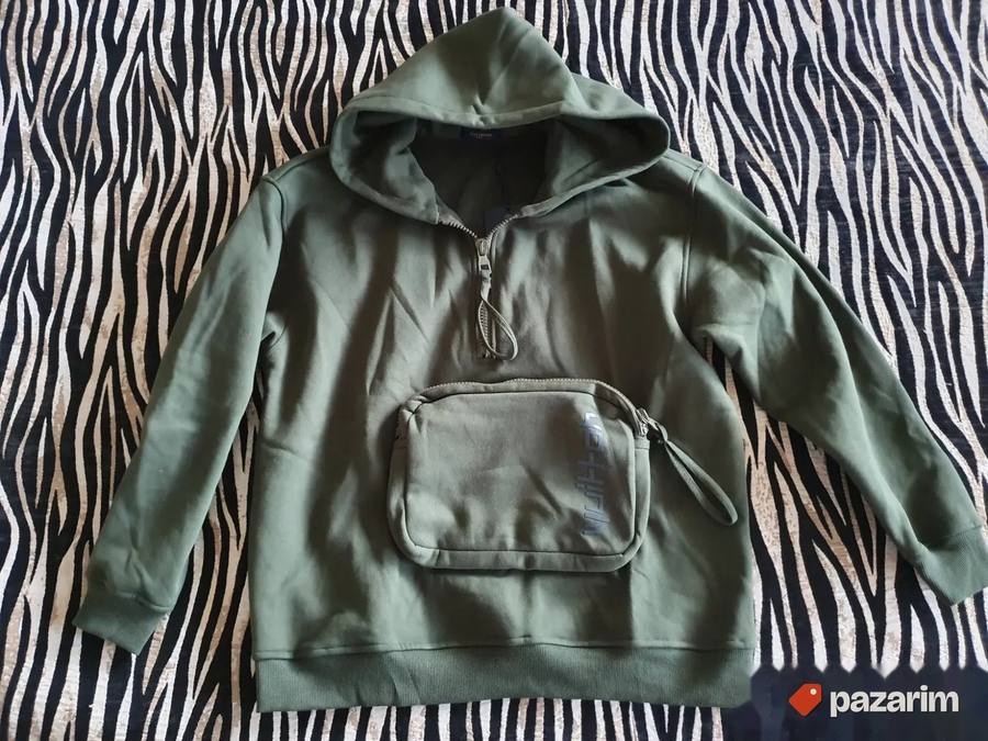 L.Vuitton duks, vrhunski, totalni hit, vel. L 2