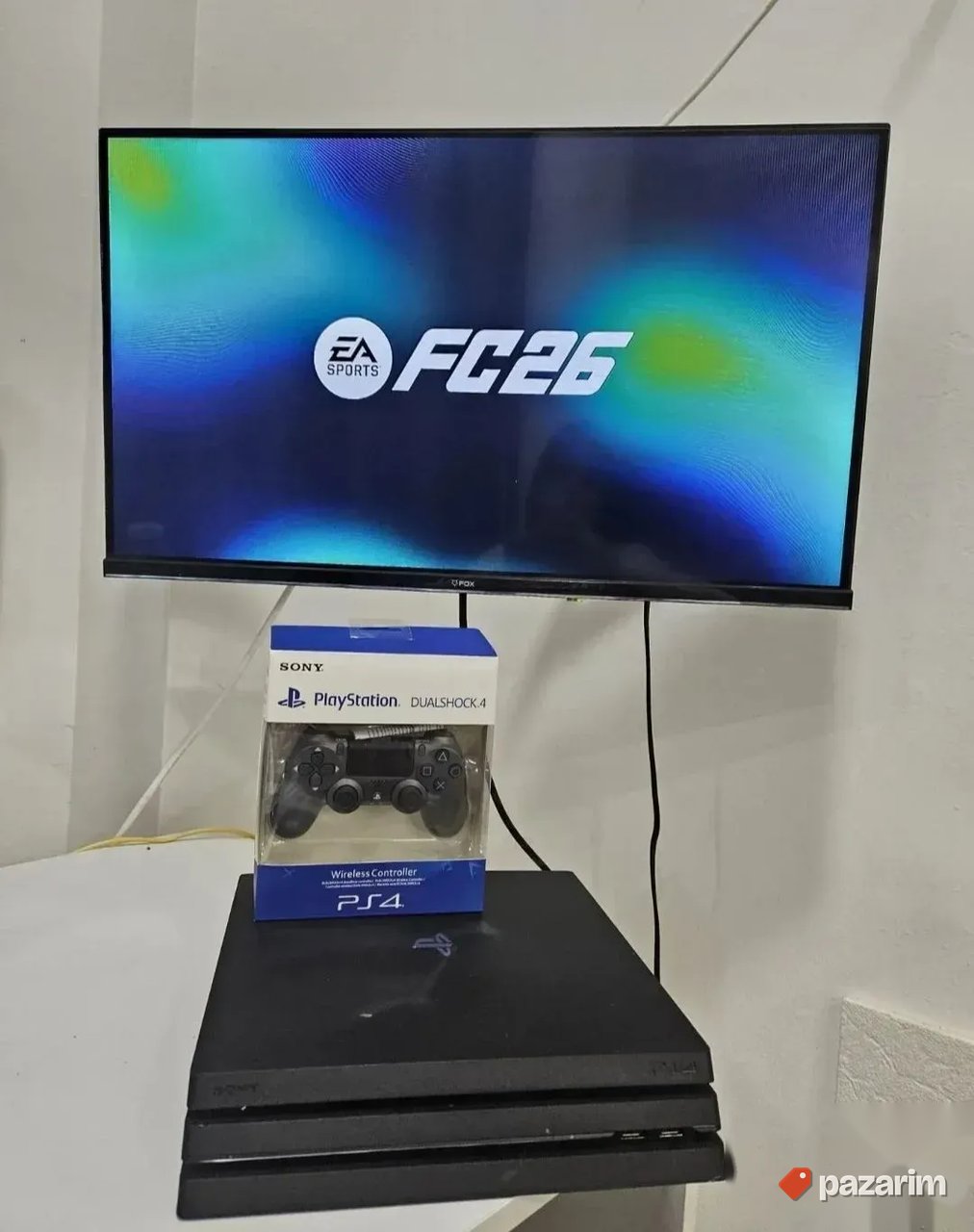 Playstation 4 pro 1 tb 40 igrica FC26,GTA5 Garancija 1