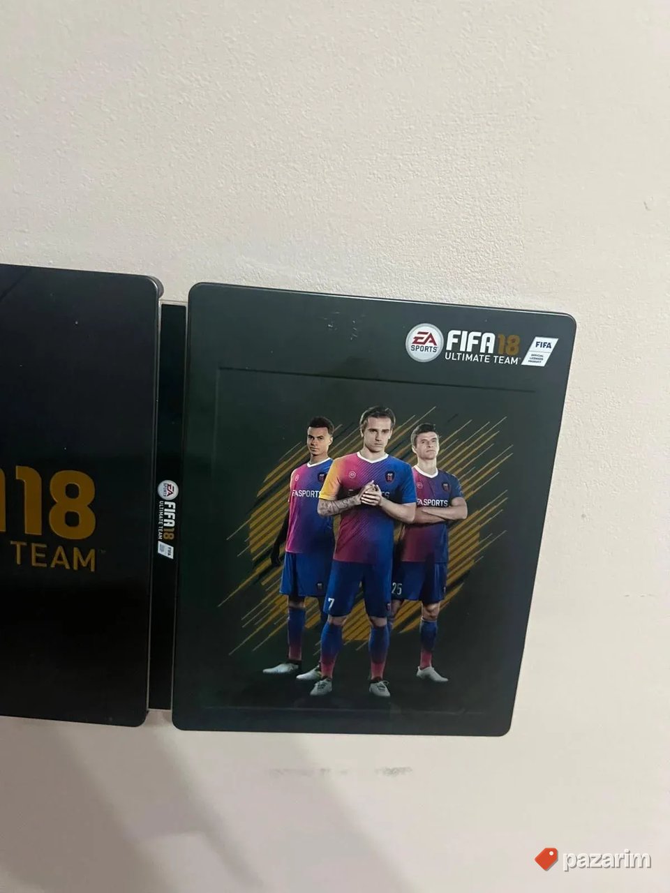 Steelbook FIFA 18 disk PS4 Kolekcionarski primerak 2