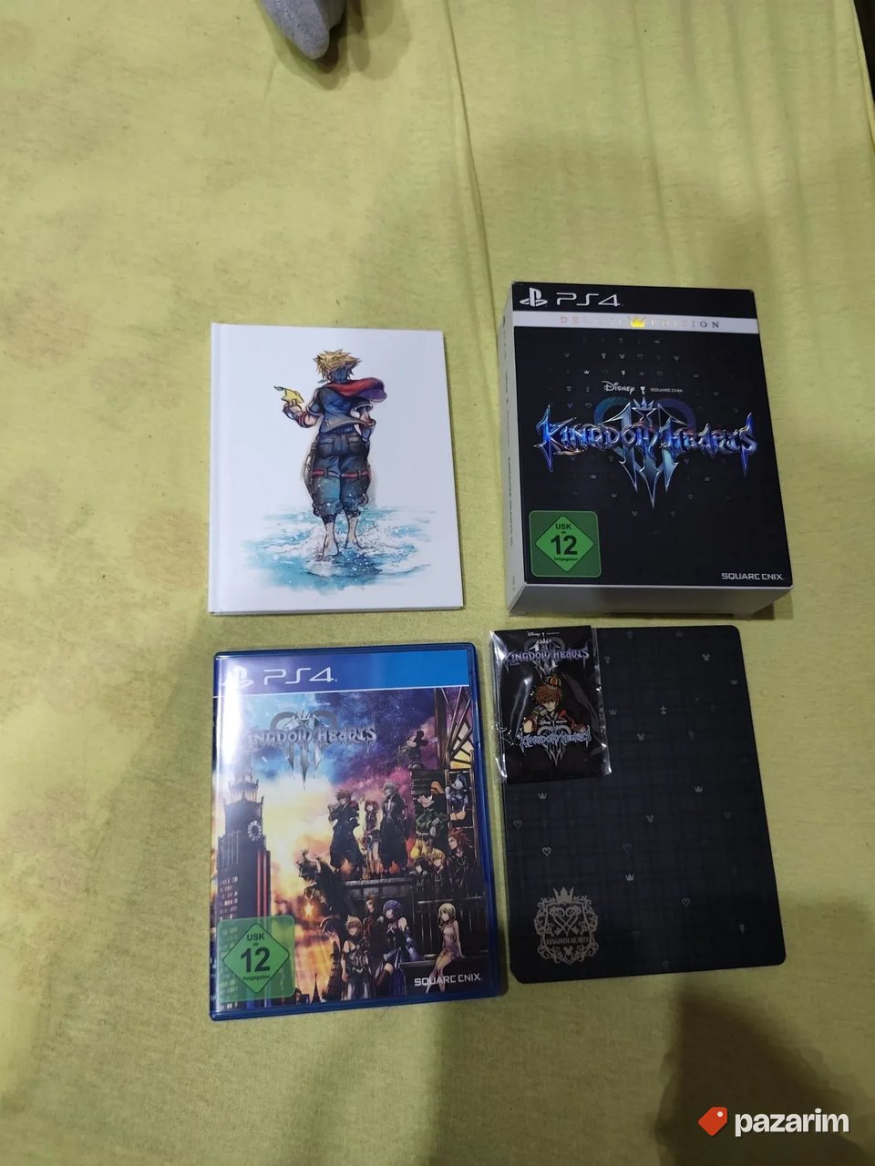 Kingdom Hearts 3 Deluxe Edition PS4 Steelbook + Artbook 2