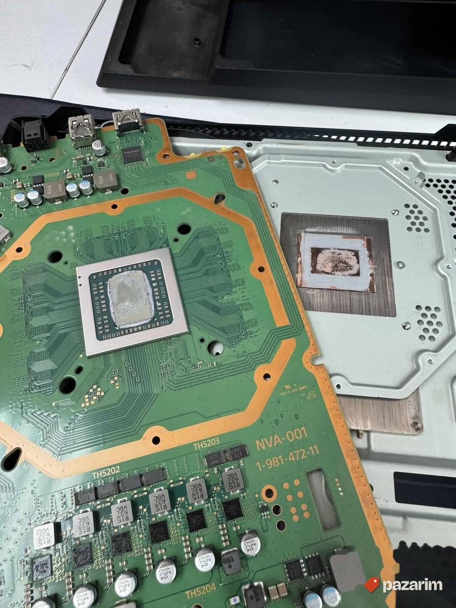 Čišćenje i zamena termalne paste Play Station 4/ Sony 4/ PS4 2