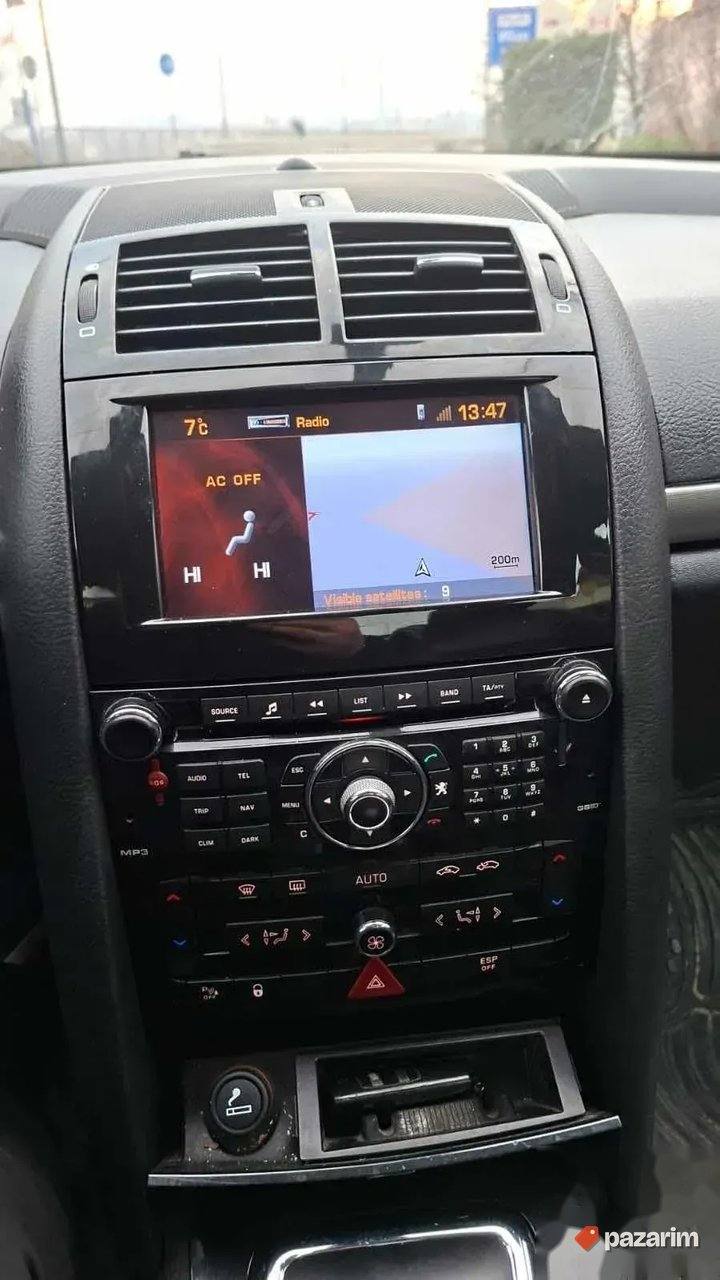 Update/Azuriranje mapa na Peugeot 407 2009god 1