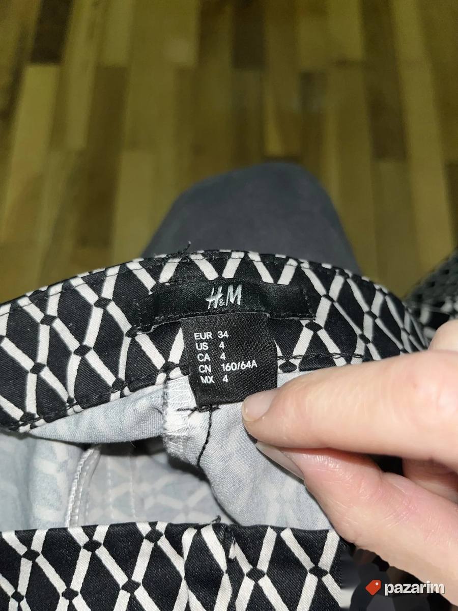 Pantalone na ivicu H&M velicina 34 3