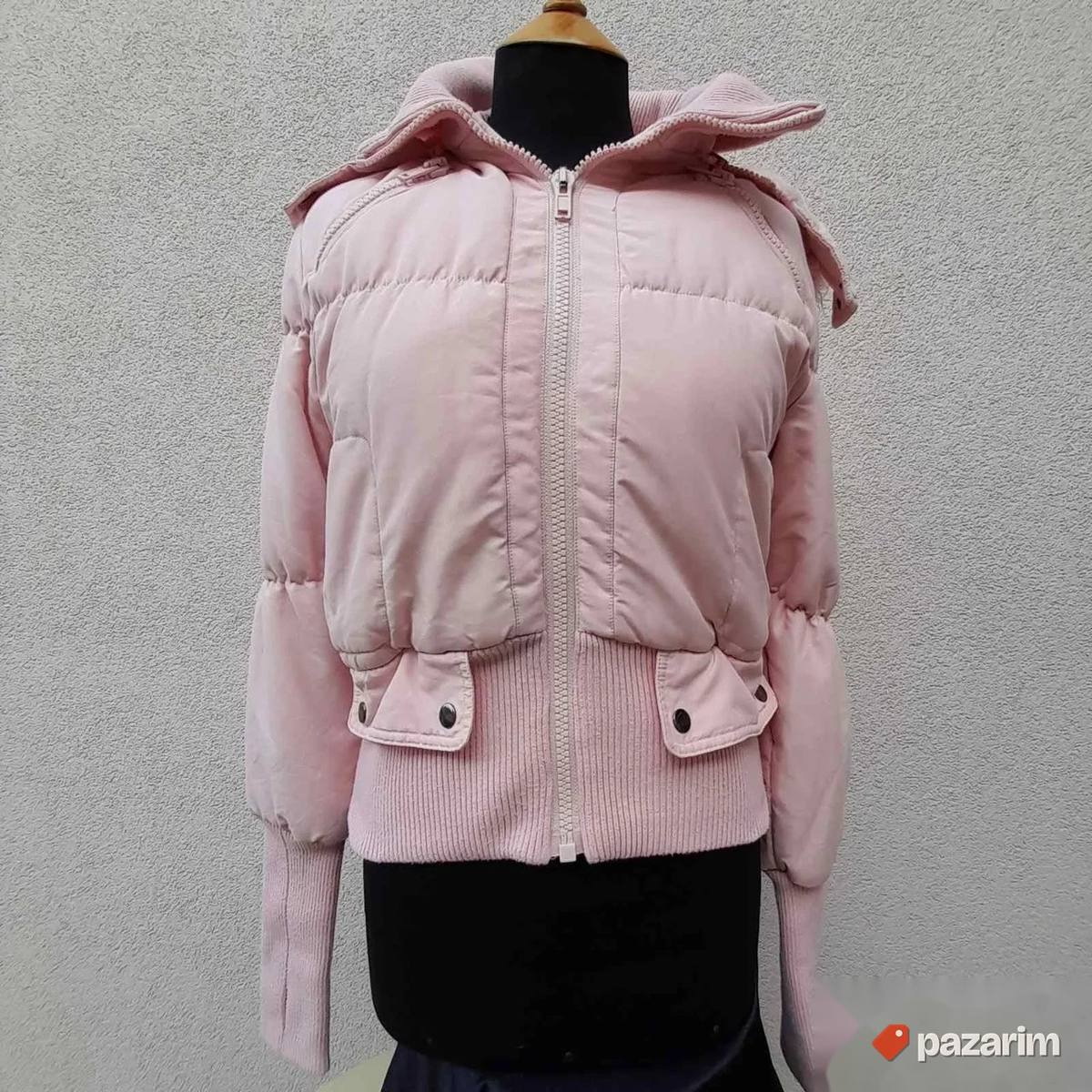 Roze jakna sa kapuljačom br 38 1