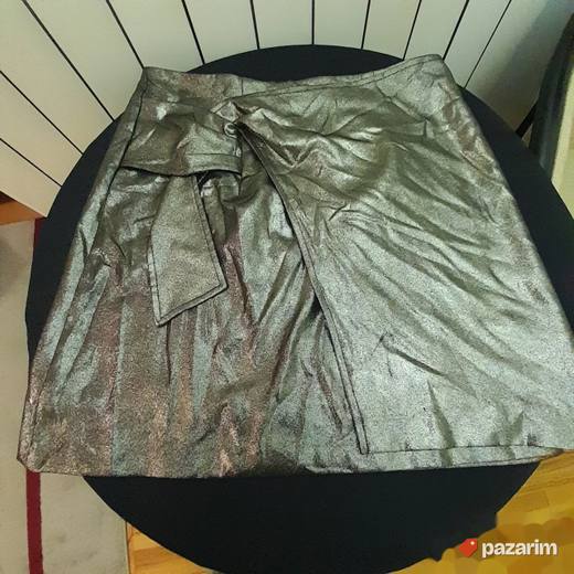 Koton zlatna suknja sa mašnom br 40