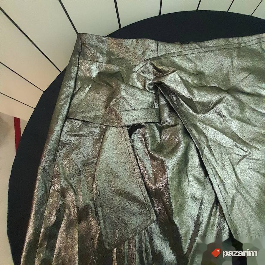 Koton zlatna suknja sa mašnom br 40 2