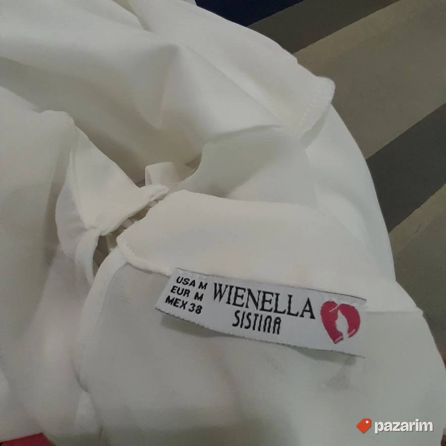 Bež bluza sa ukrasnom kragnom vel M 7