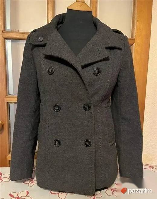 Ženski sivi kaput H&M vel 36