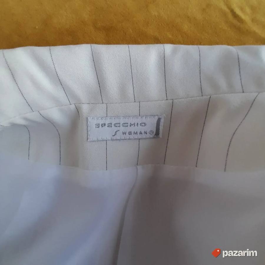 Ženski italijanski beli sako na prugice vel 42 8