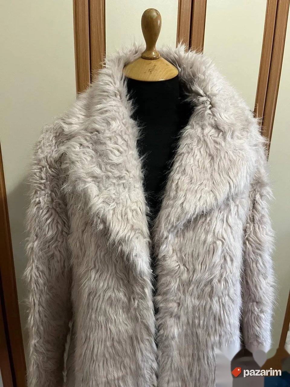 Bundica M&S od eko krzna vel 40-42 1