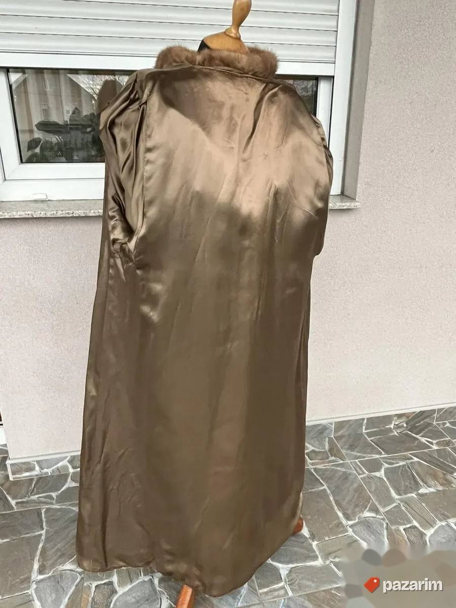 Bež duga bunda od prirodnog krzna vel L 8