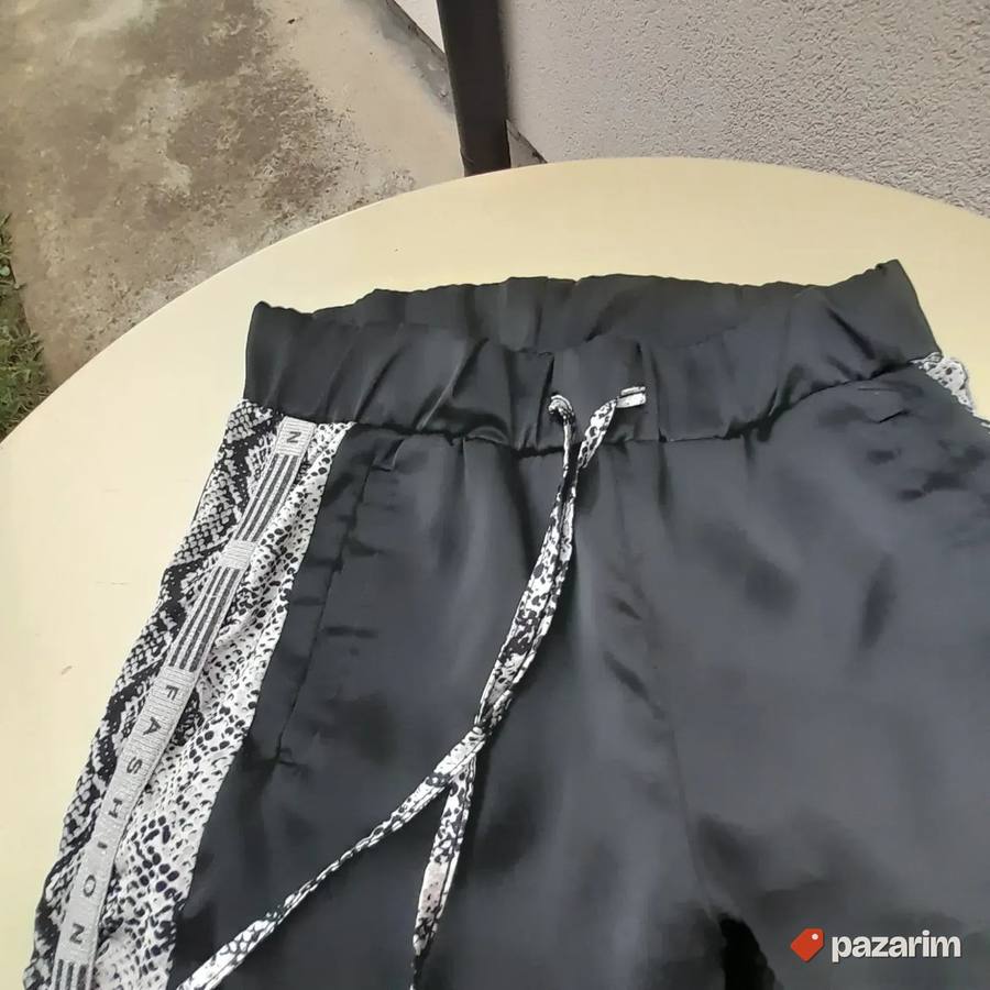 Ženska trenerka od satena vel S 2