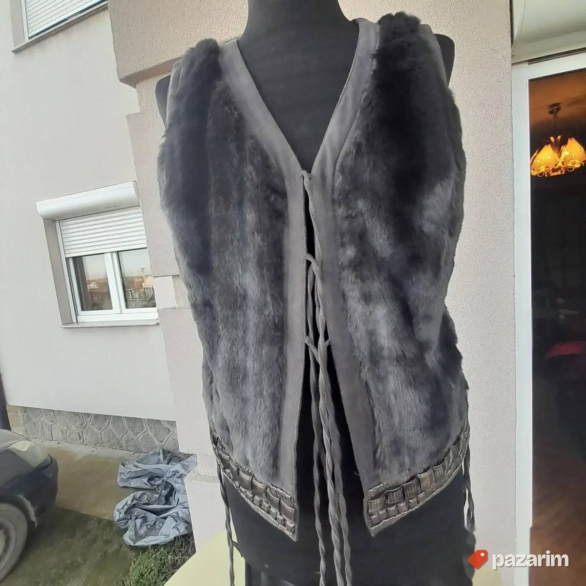 Sisley prsluk od eko krzna br 42 1