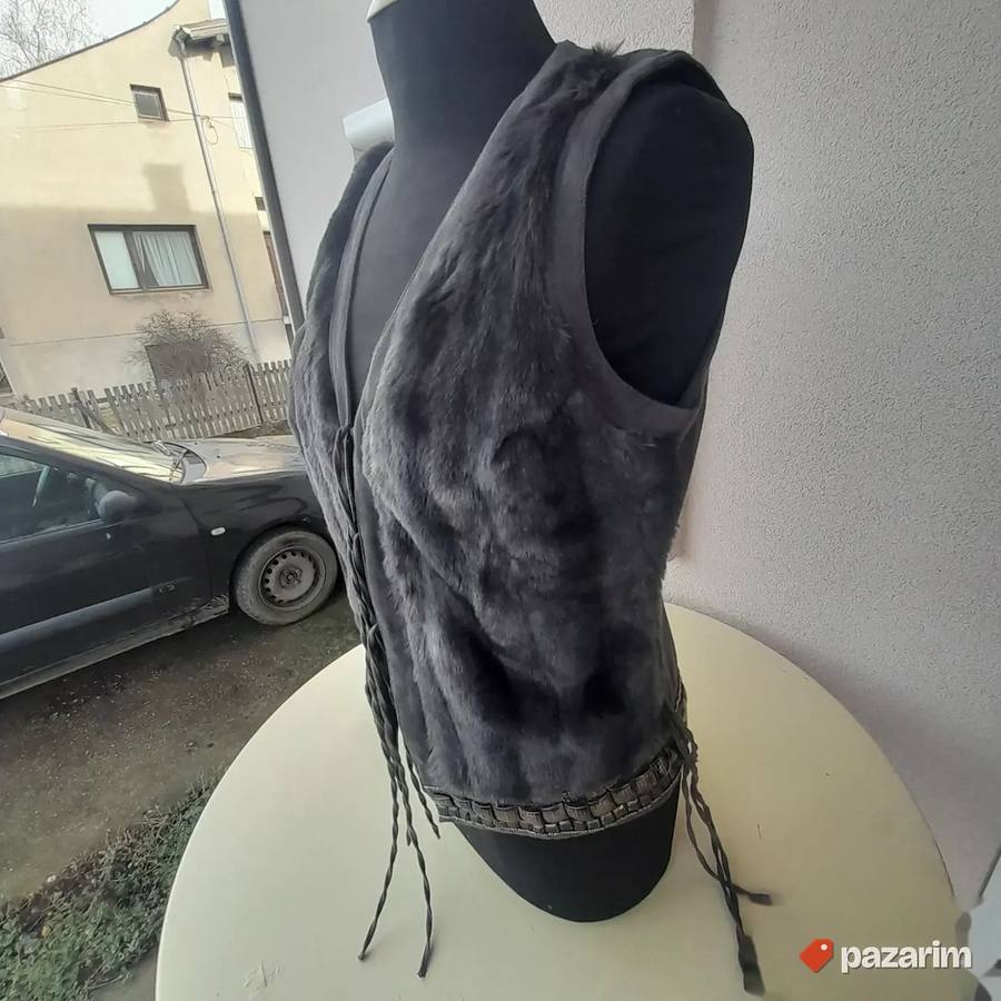 Sisley prsluk od eko krzna br 42 2