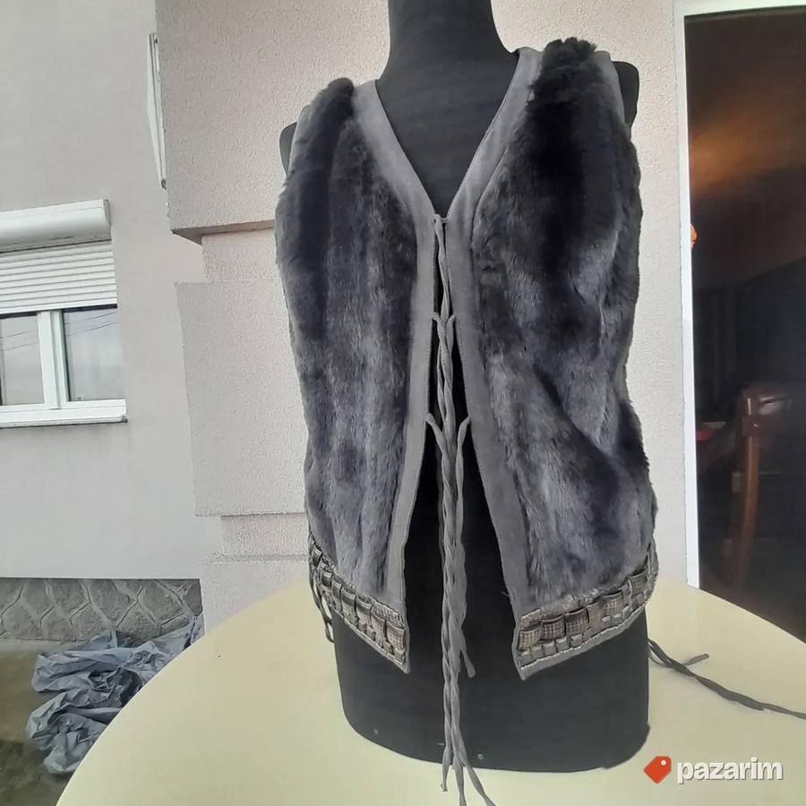 Sisley prsluk od eko krzna br 42 6