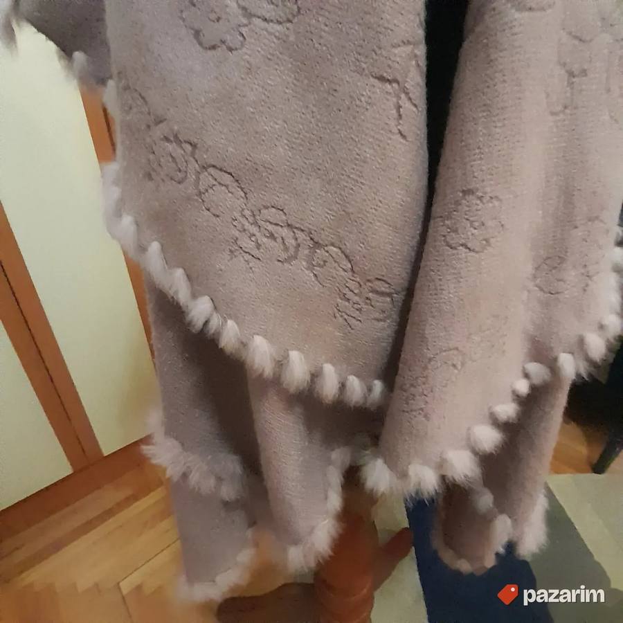 Meki trikotažni dugi prsluk kardigan sa krznom 6