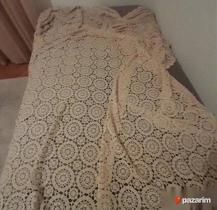 Rucno heklani stolnjak 1