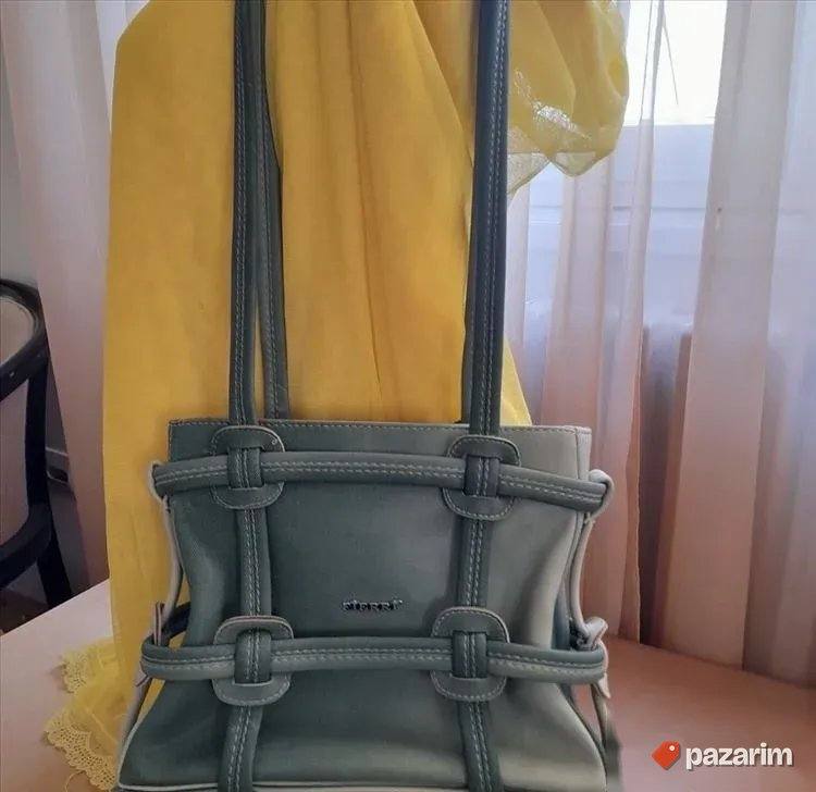 Manja tasna u nijansama zelene boje 2