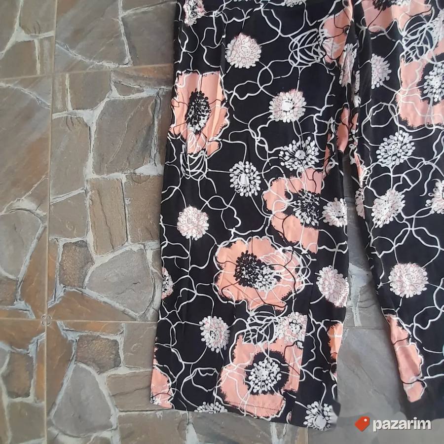 Cvetne Infiniti pantalone br 40 5