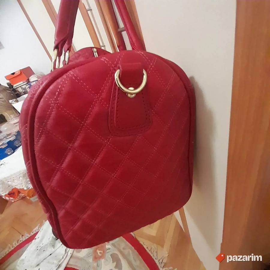 Veća Oriflame crvena torba 2