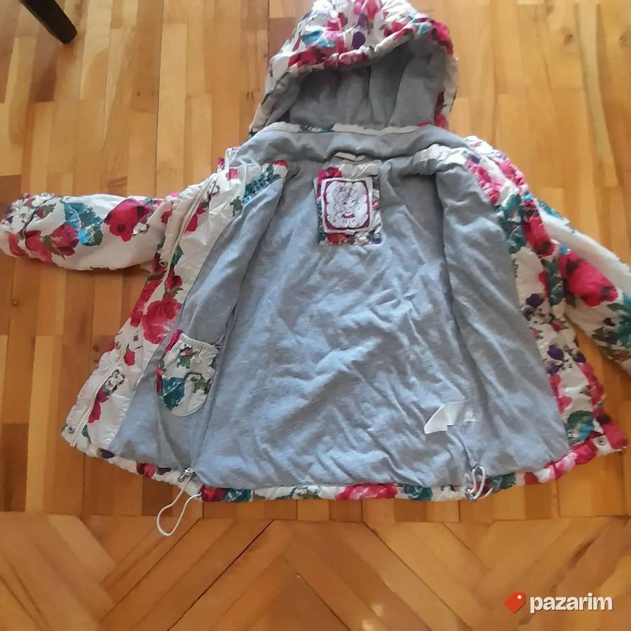 Cvetna jakna za devojčicu uzrasta 5 god 3