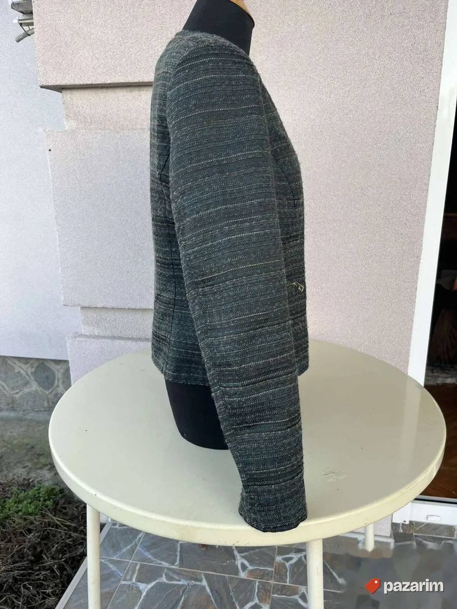 Ženski kraći sako sa lameom vel 42 5