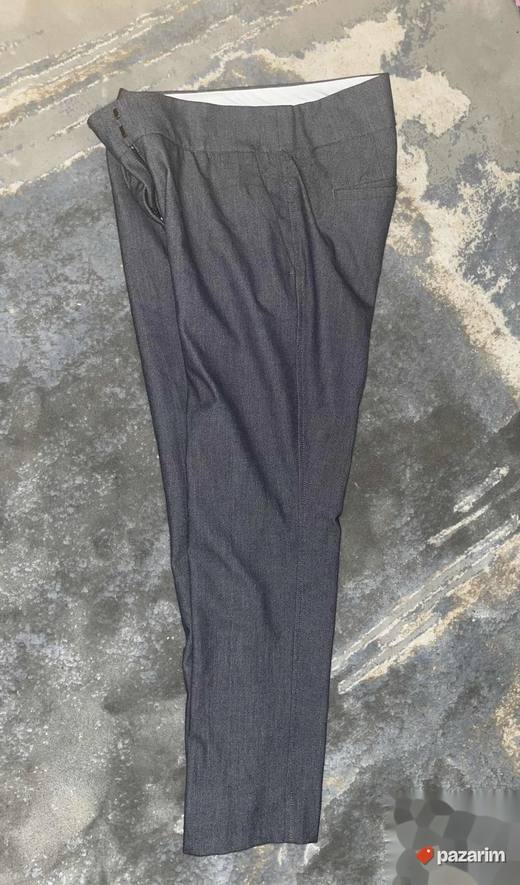 Poslovne pantalone Loft velicina S
