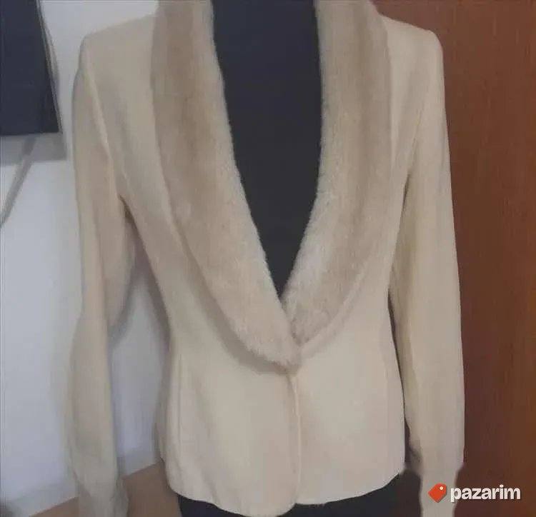 Bež sako sa eko krznom Apart vel 38 8