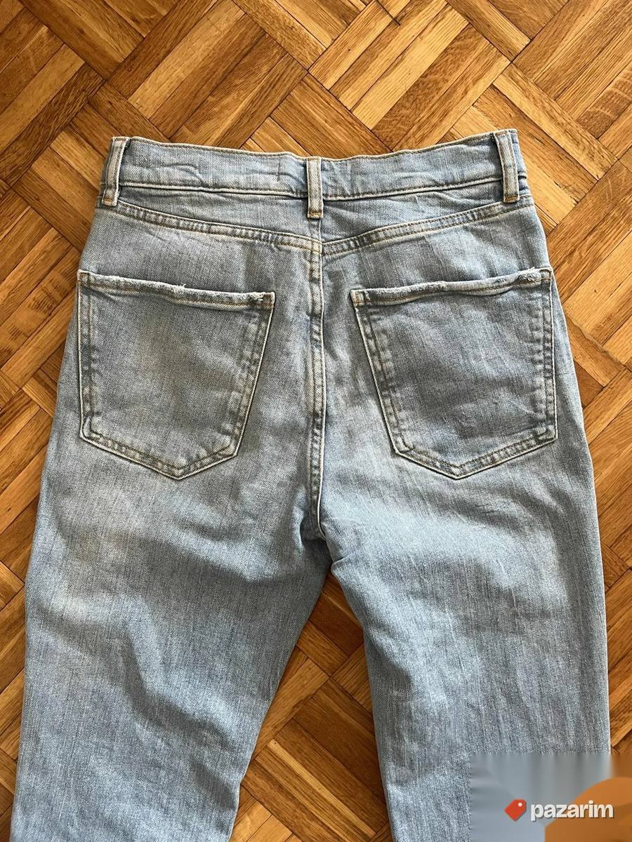 Zara Farmerke 34 Dreed Flare snizeno 5