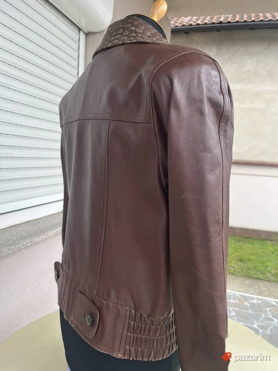 Ženska kožna braon jakna M vel 5