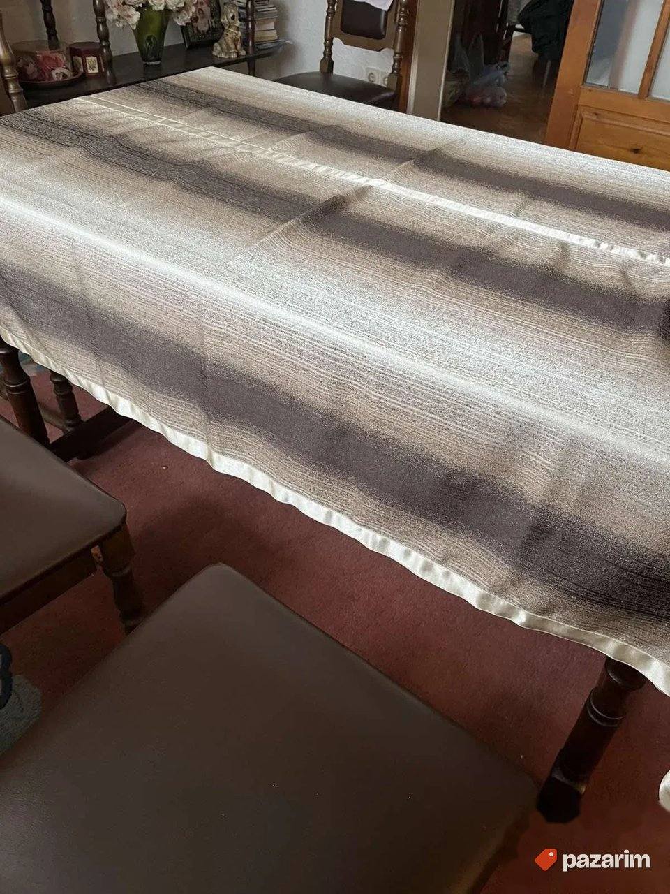 Braon stoljnak sa trakom vel 130x190 1