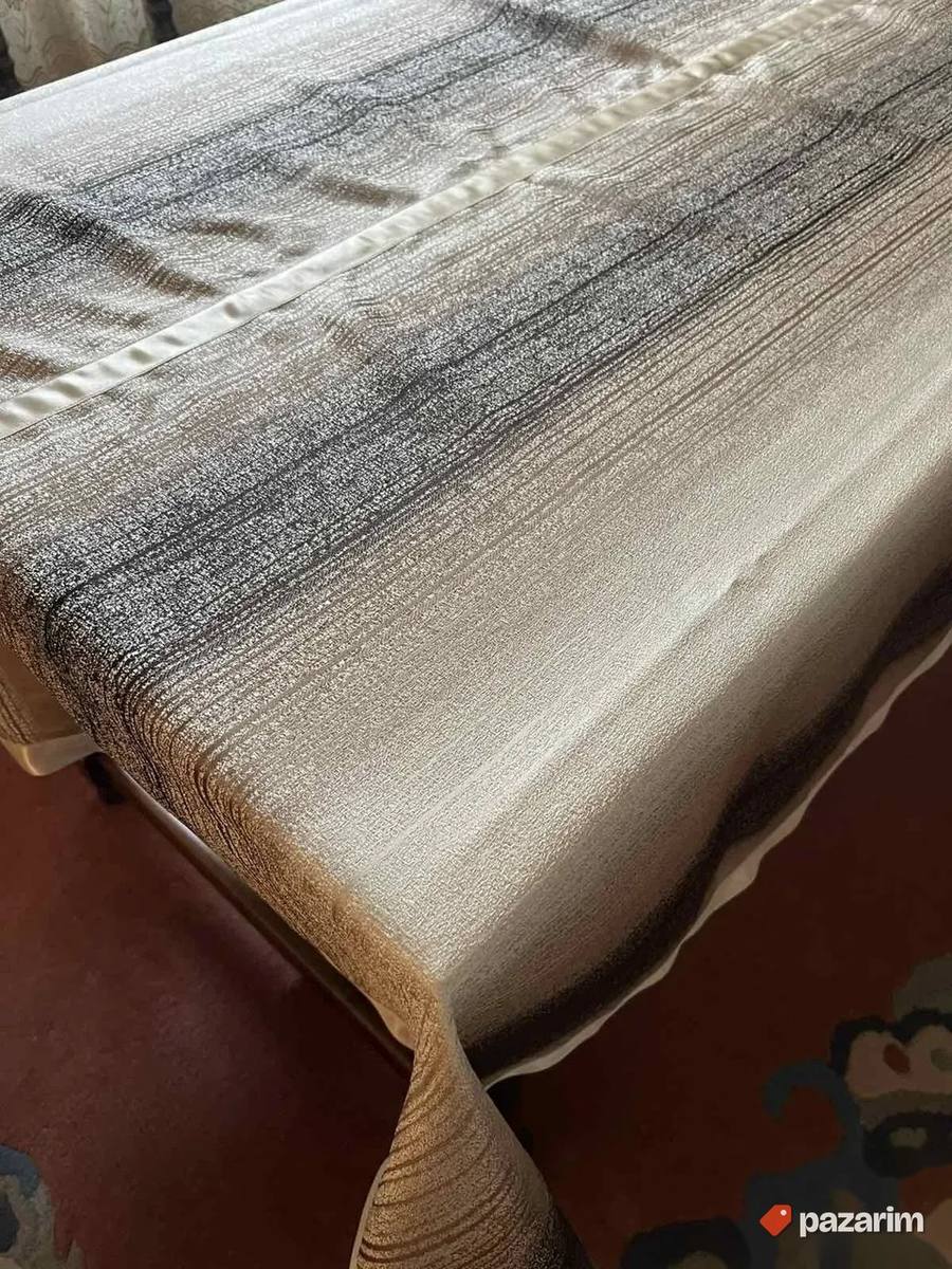 Braon stoljnak sa trakom vel 130x190 2