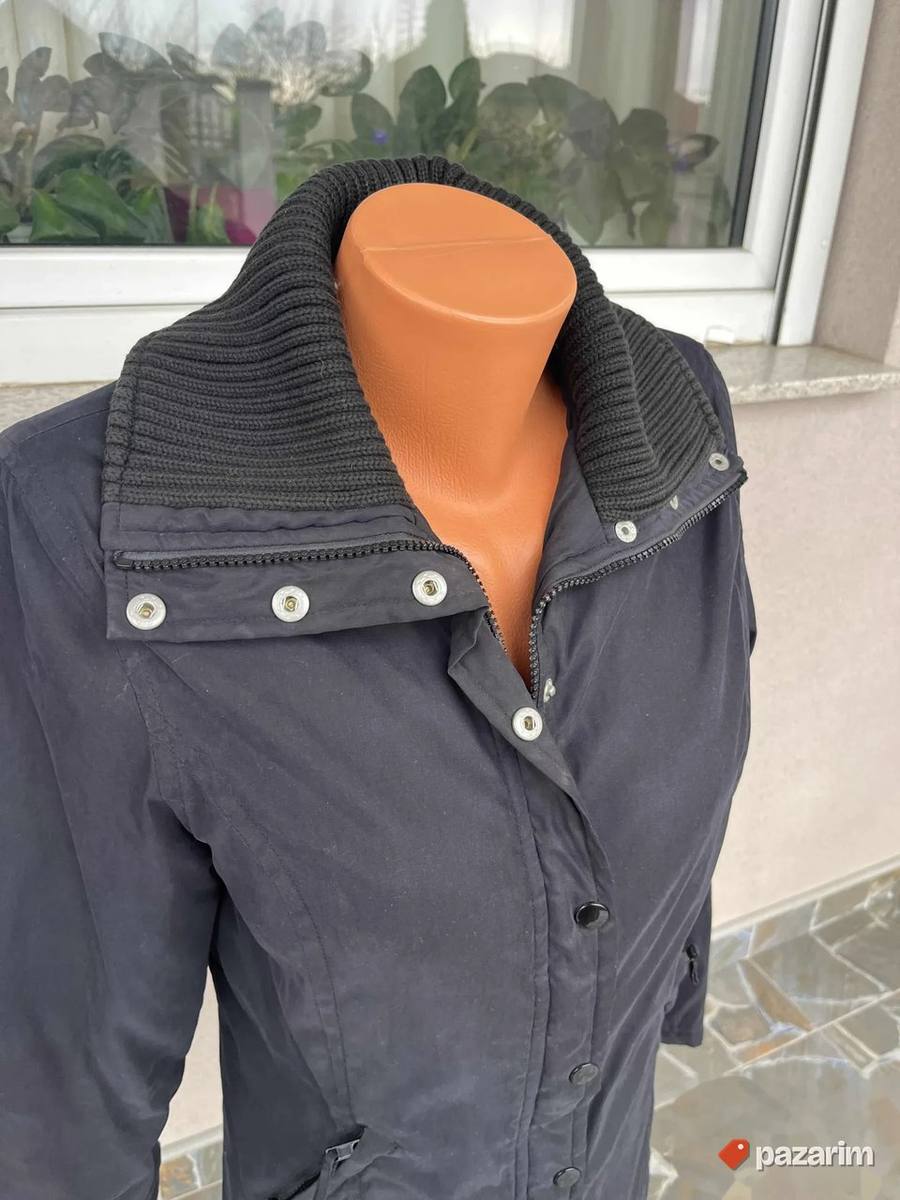 zenska crna jakna za prelazno vreme broj 38 2