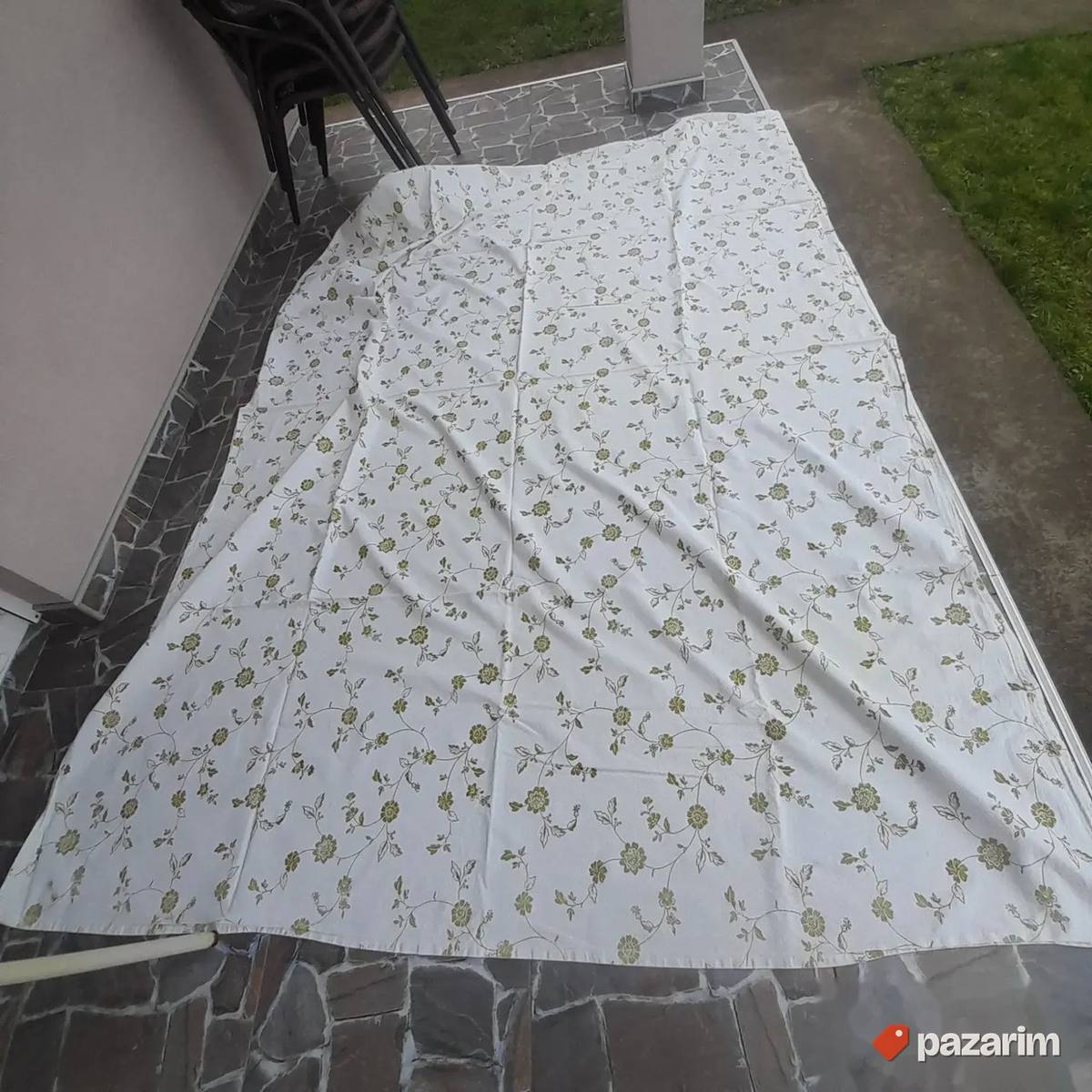 Veliki cvetni pamučni stolnjak 200-270 cm 1