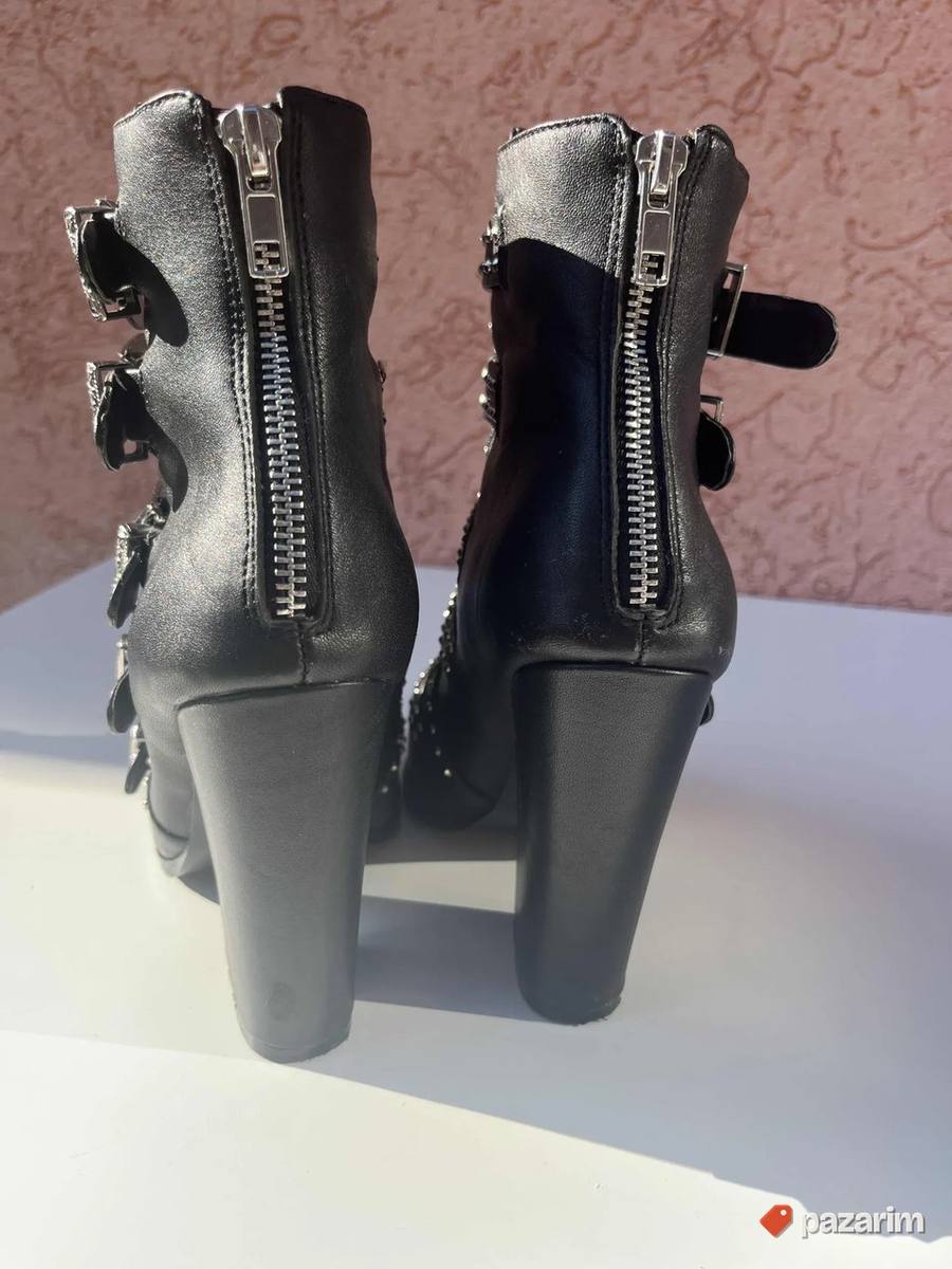 Steve Madden kozne cizme sa nitnama 37 4