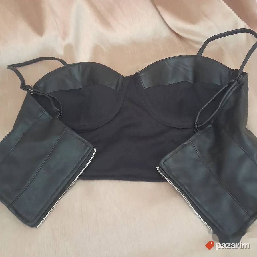 Top od crne eko kože vel S 2