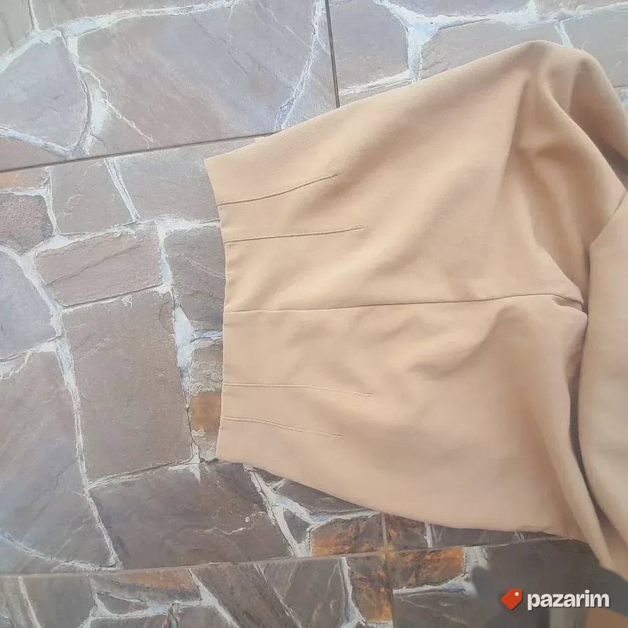 Duboke ženske bež i crvene pantalone 5