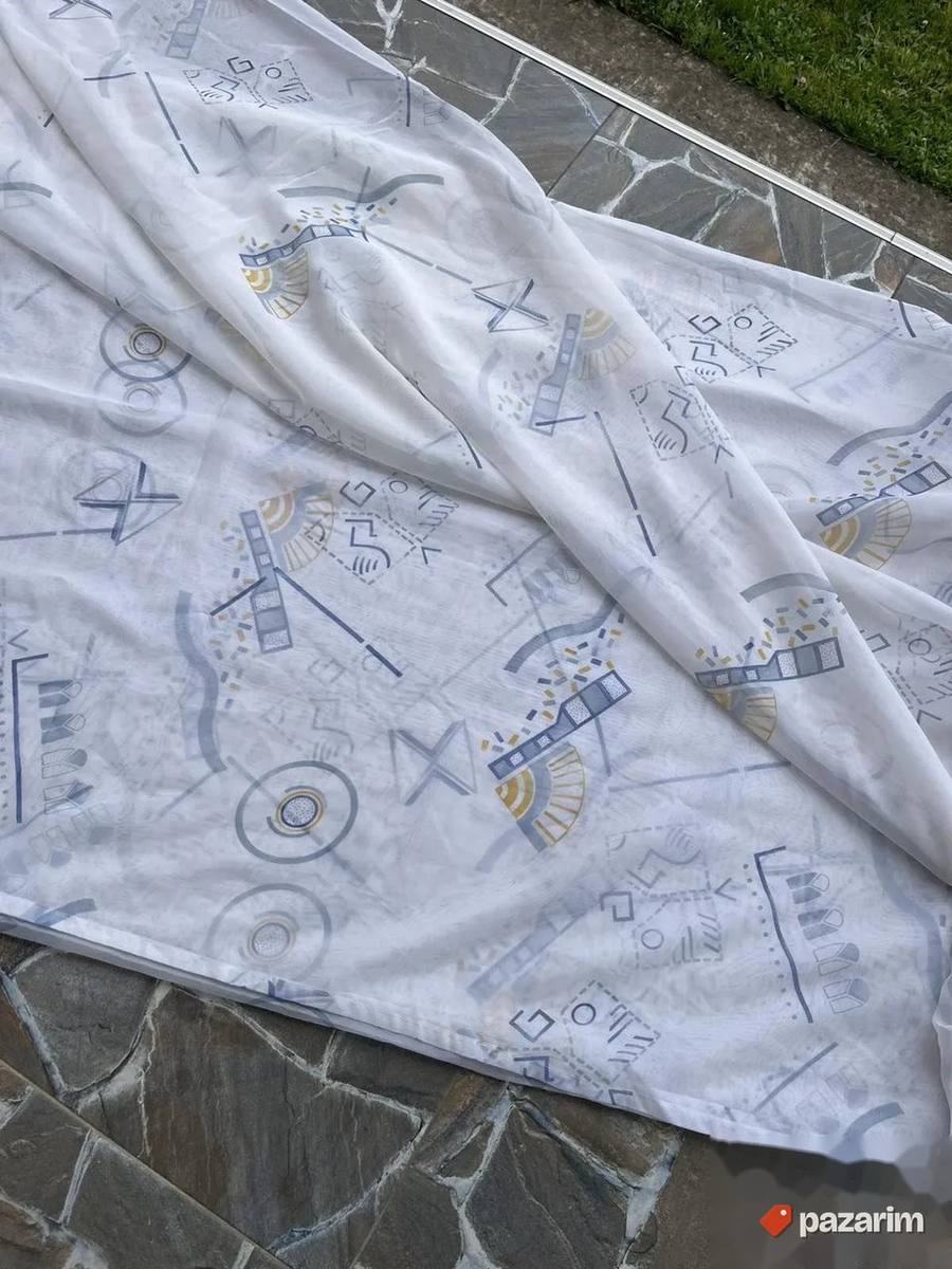 Duga prozračna zavesa sa motivima 8x2,4met 5