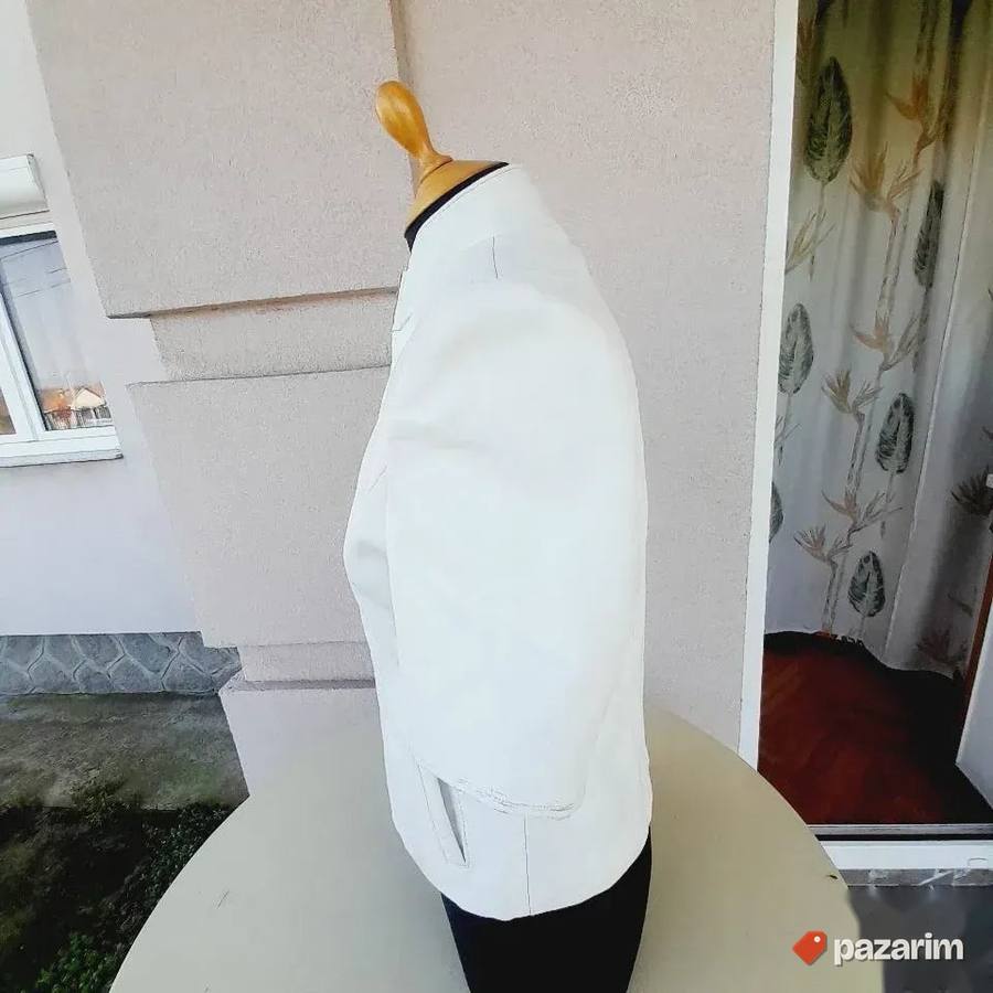 Bela kožna jakna kratak rukav vel S 7