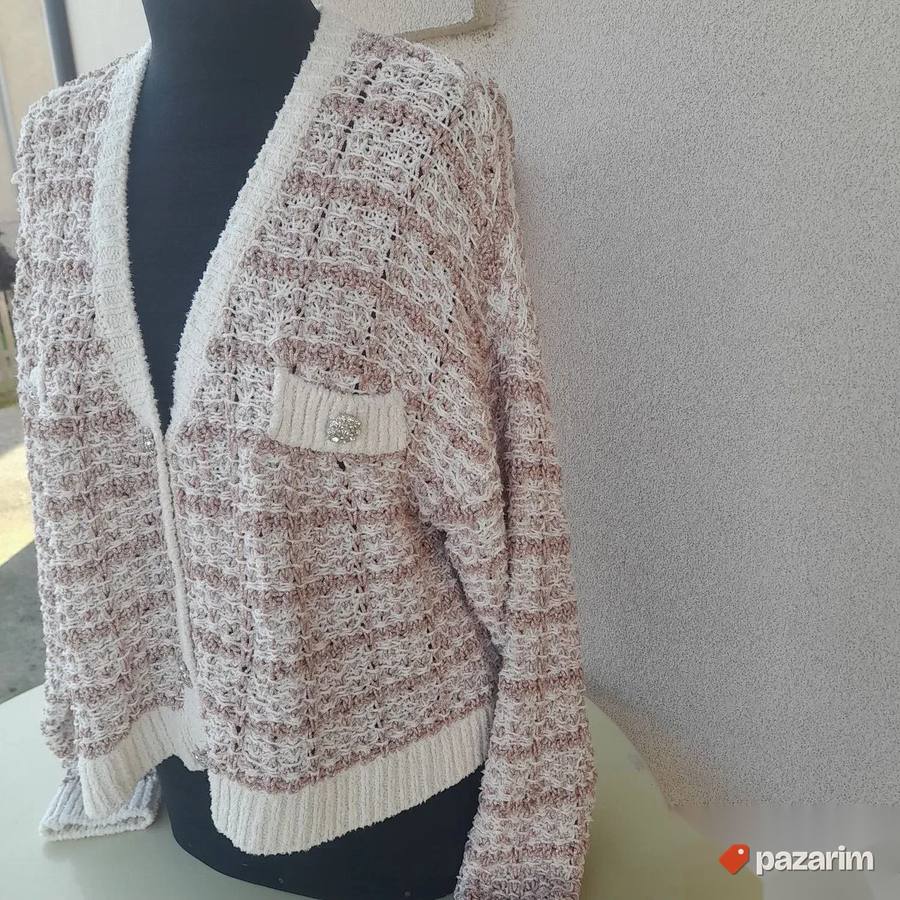 Zara ženski džemper sa lameom vel S 8